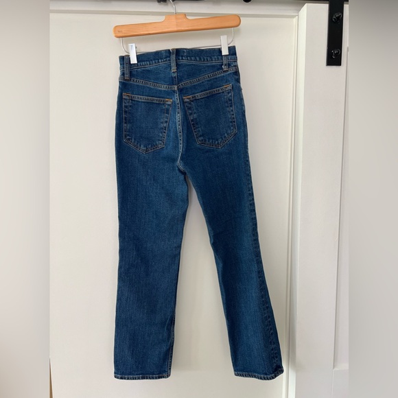 NWOT Dark Abercrombie Ultra High Rise Ankle Straight Jean 25 - Picture 10 of 11